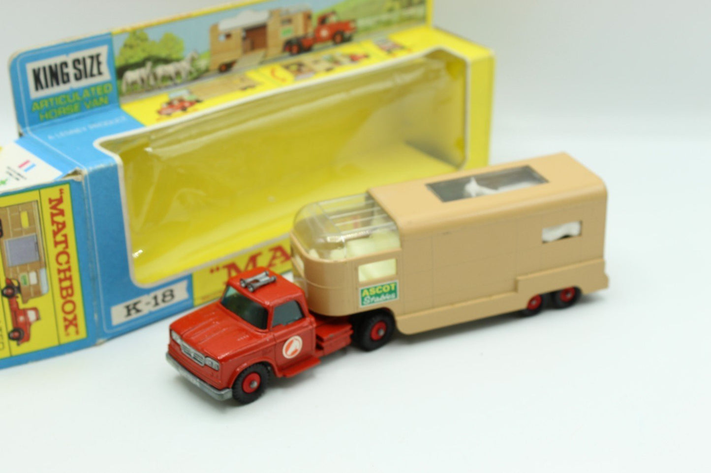 Lesney Matchbox King Size K - 18 Articulated Dodge Horse Box - Boxed - Magic Matchbox