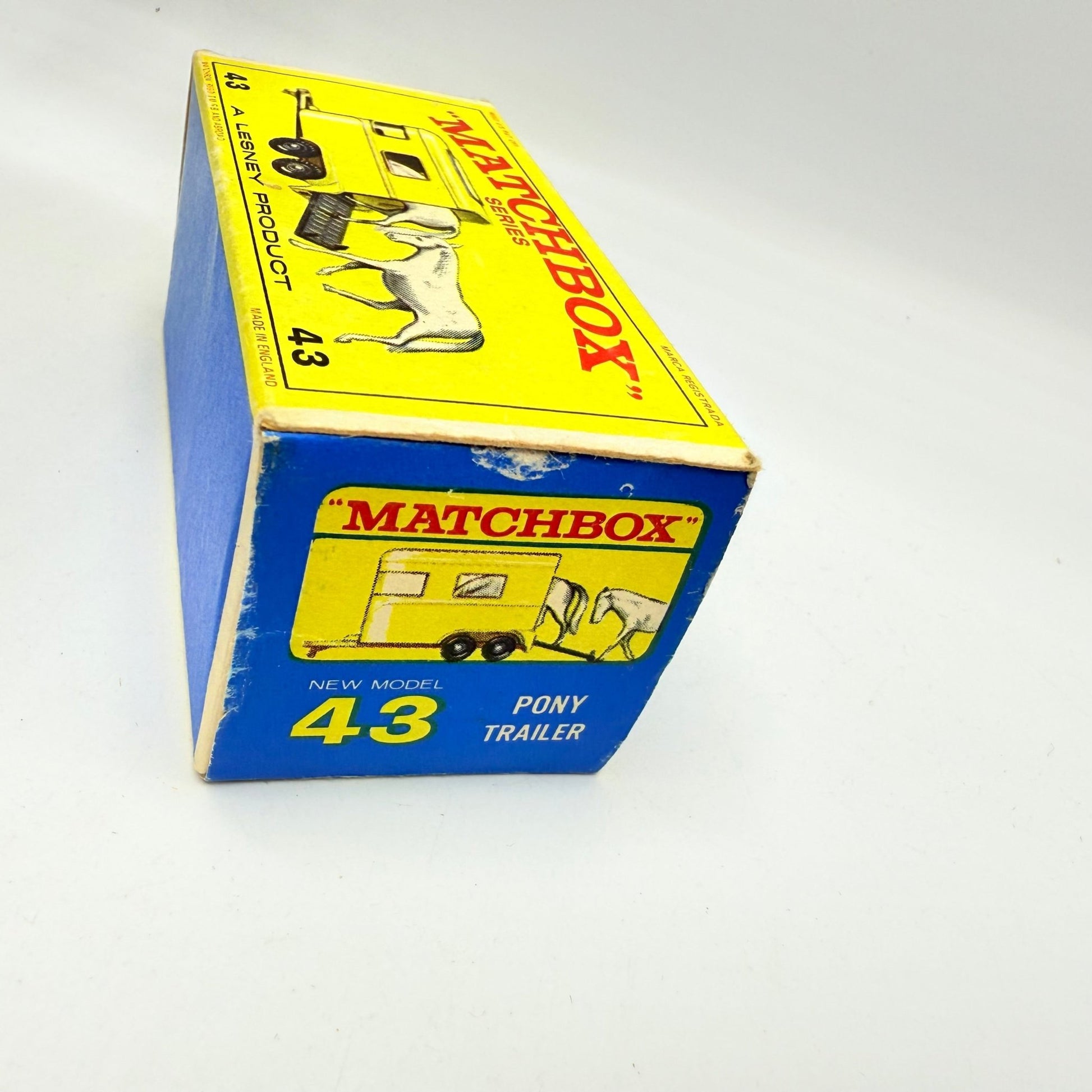 Matchbox 43c Pony Trailer Tan Base - Magic Matchbox