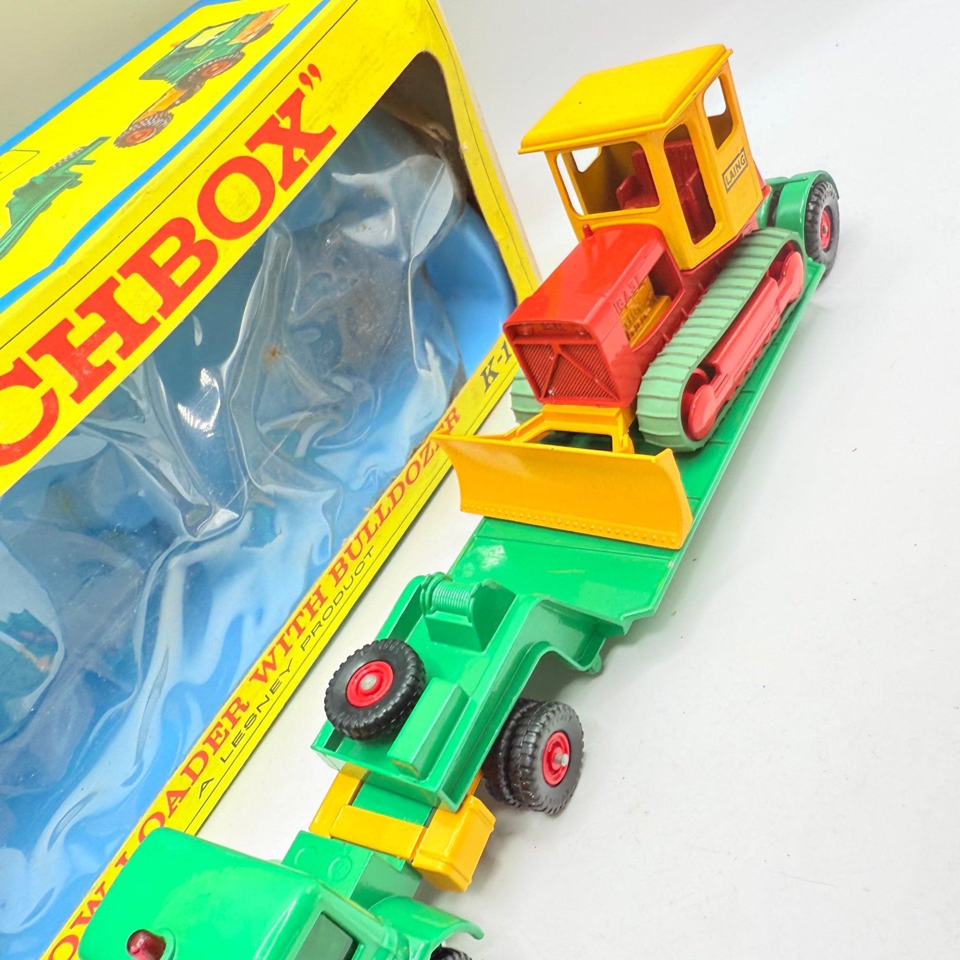 Matchbox Kingsize K - 17 Ford Cab & Dyson Low Loader with Bulldozer - Magic Matchbox