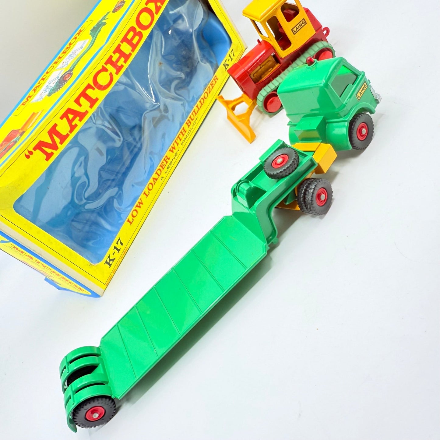 Matchbox Kingsize K - 17 Ford Cab & Dyson Low Loader with Bulldozer - Magic Matchbox