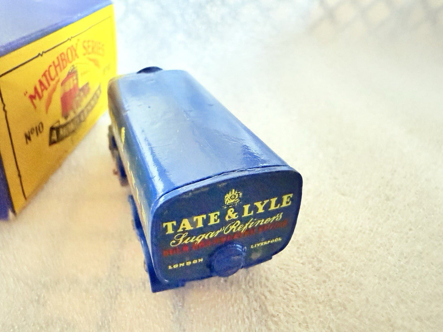Matchbox Lesney 10c Foden 8 Wheel Sugar Container Tate & Lyle REAR CROWN - GPW - Magic Matchbox