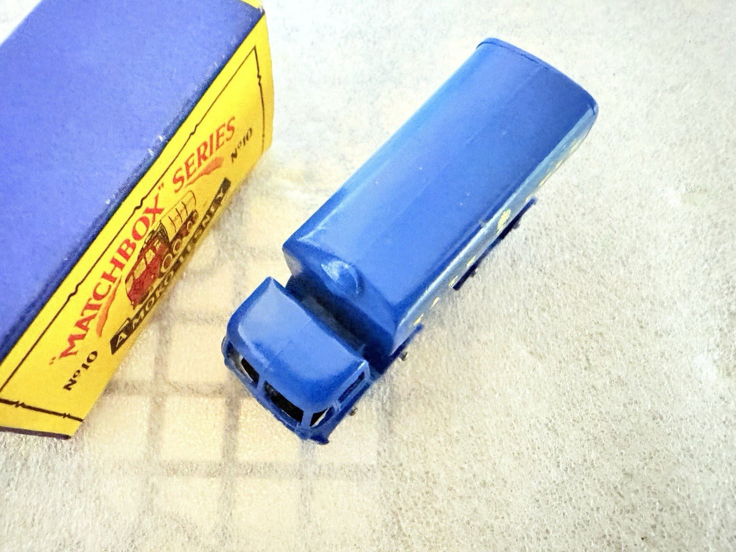 Matchbox Lesney 10c Foden 8 Wheel Sugar Container Tate & Lyle REAR CROWN - GPW - Magic Matchbox