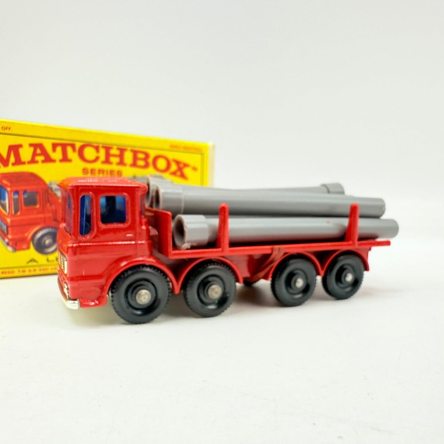 Matchbox Lesney 10d Leyland Pipe Truck - Magic Matchbox