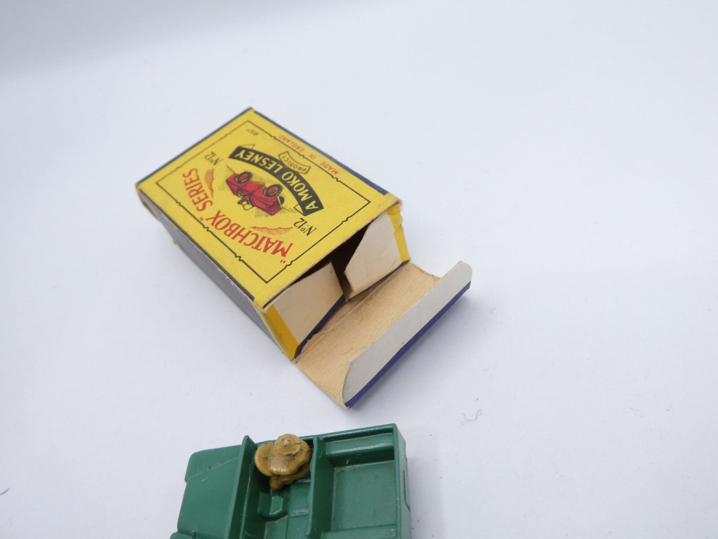 Matchbox Lesney 12a Land Rover MW - Magic Matchbox