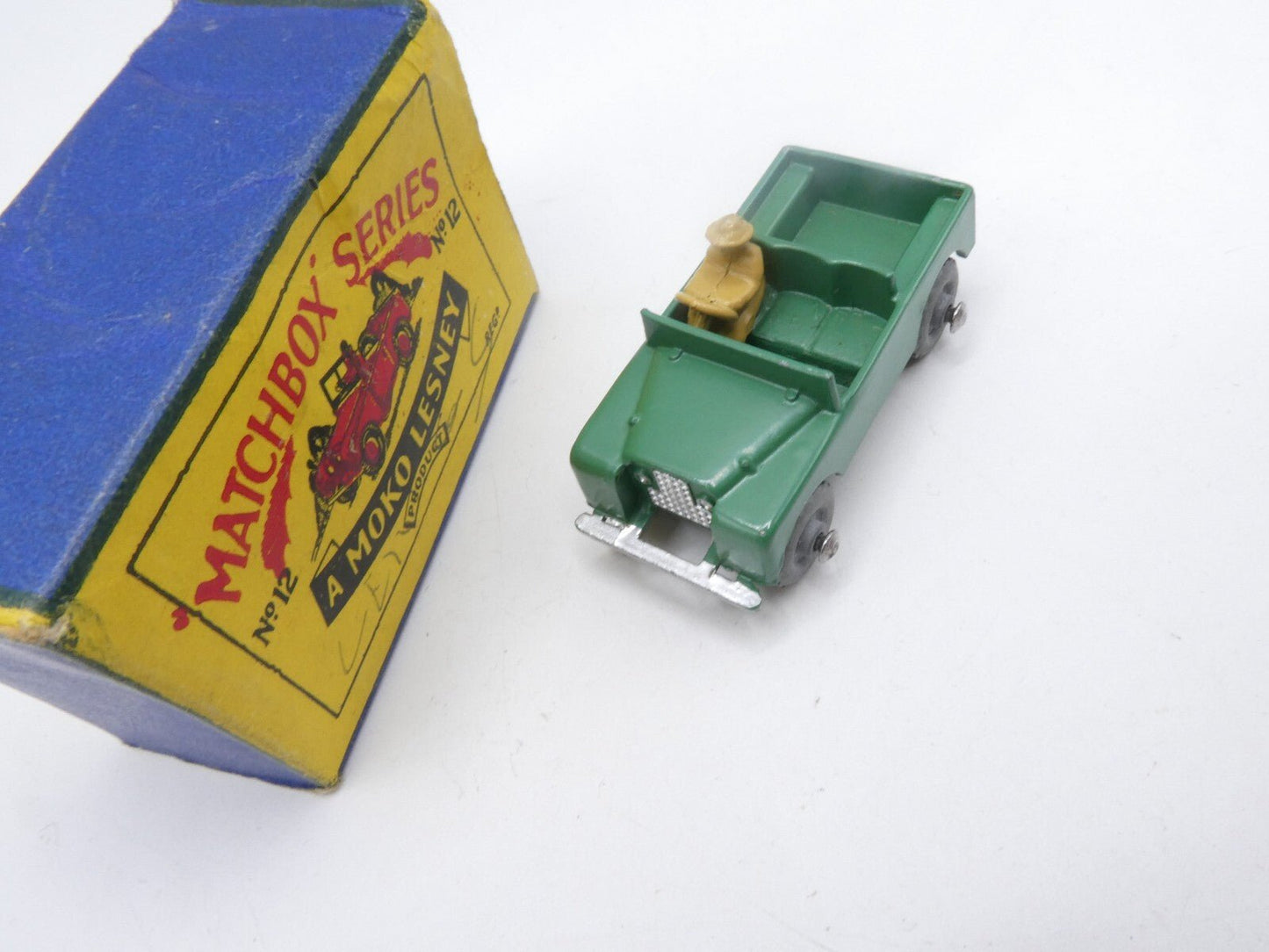Matchbox Lesney 12a Land Rover MW - Magic Matchbox