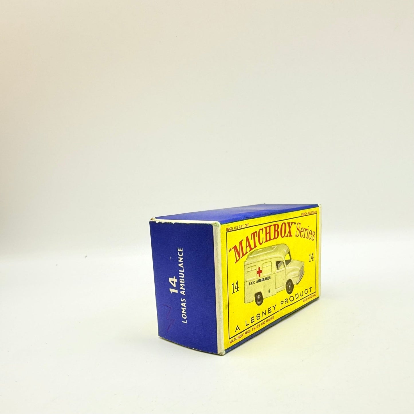 Matchbox Lesney 14c Bedford Lomas Ambulance BPW - Magic Matchbox