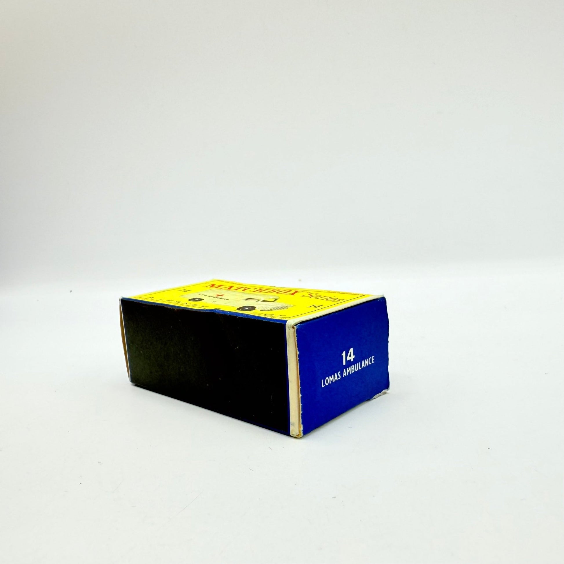 Matchbox Lesney 14c Bedford Lomas Ambulance BPW - Magic Matchbox