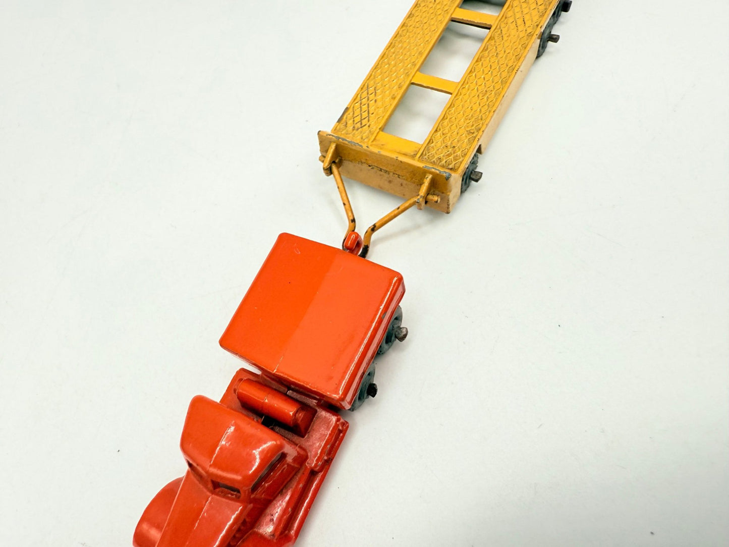 Matchbox Lesney 15A Diamond T Prime Mover Mover & 16A Transporter Trailer RARE without silver trim - Magic Matchbox