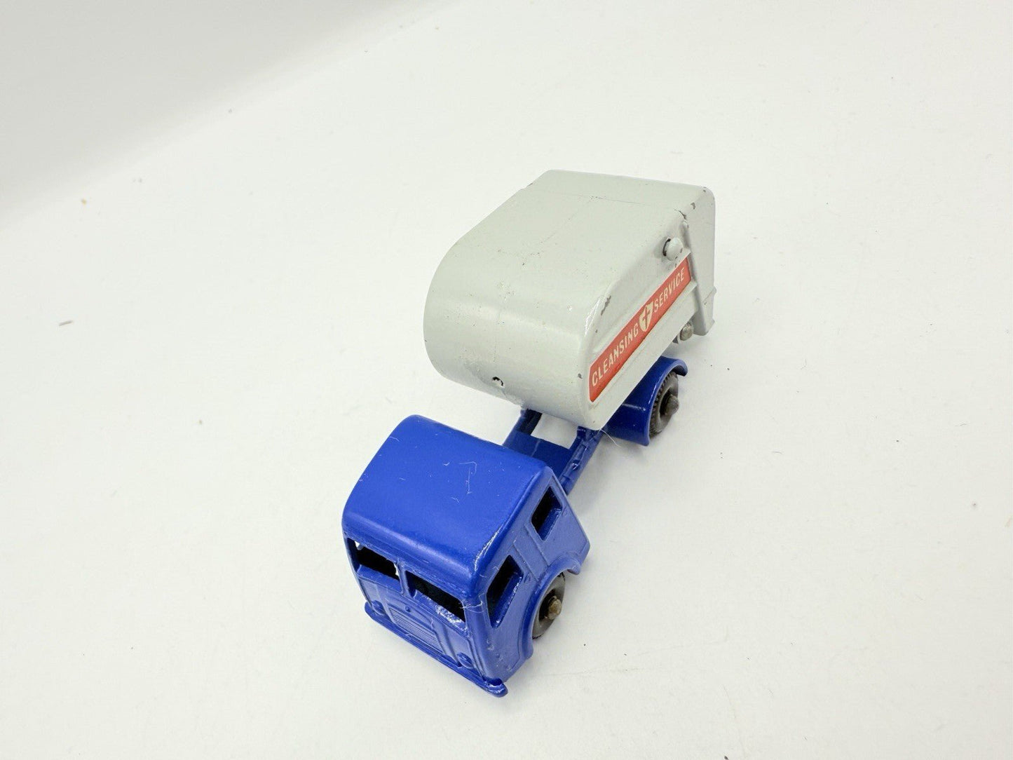 Matchbox Lesney 15c Dennis Tippax Refuse Collector - Magic Matchbox