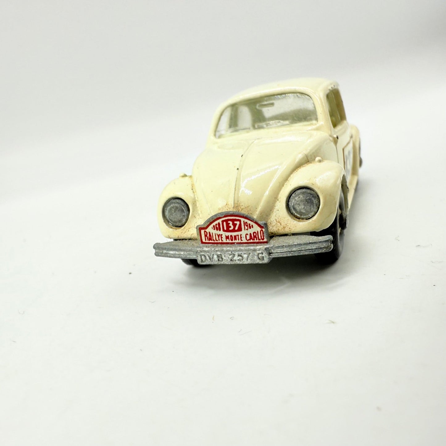 Matchbox Lesney 15d Volkswagen 1500 Beetle - Magic Matchbox