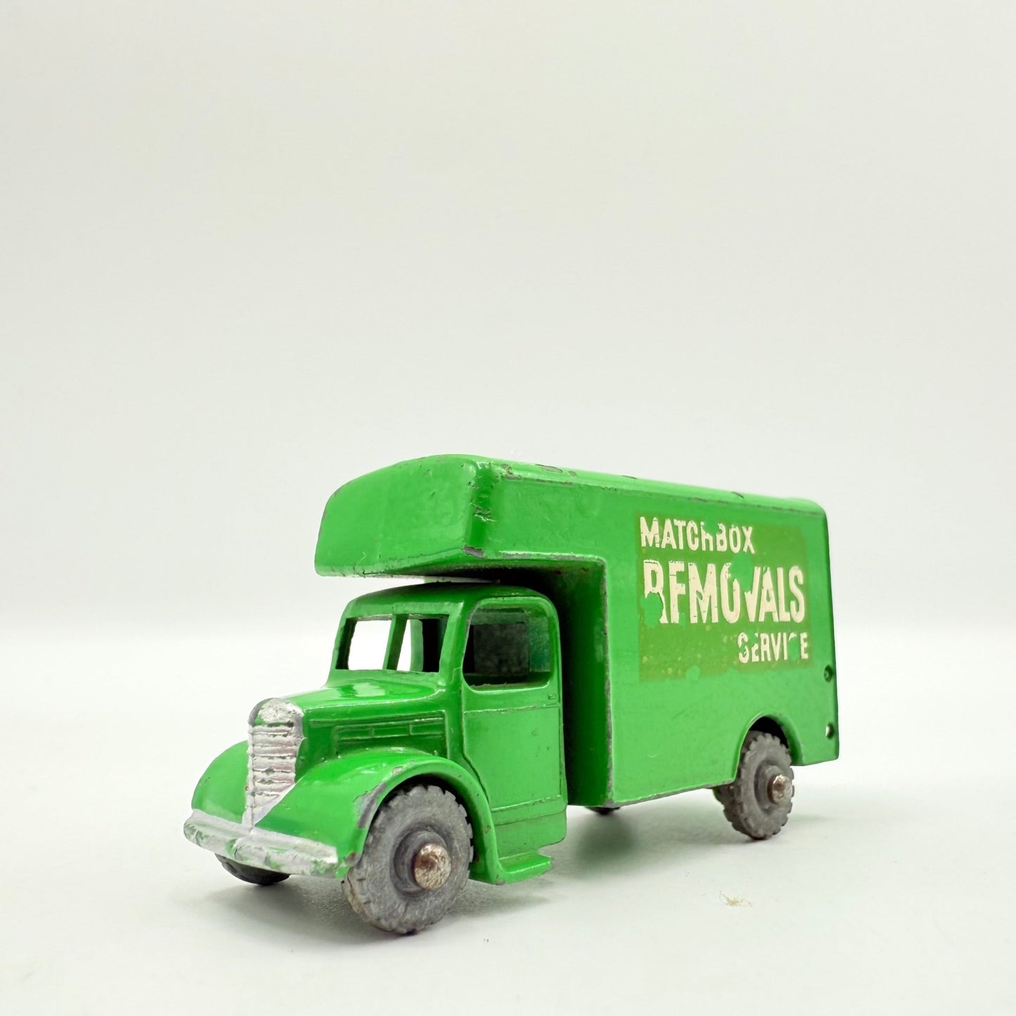 Matchbox Lesney 17a Bedford Removal Van In Green MW - Magic Matchbox