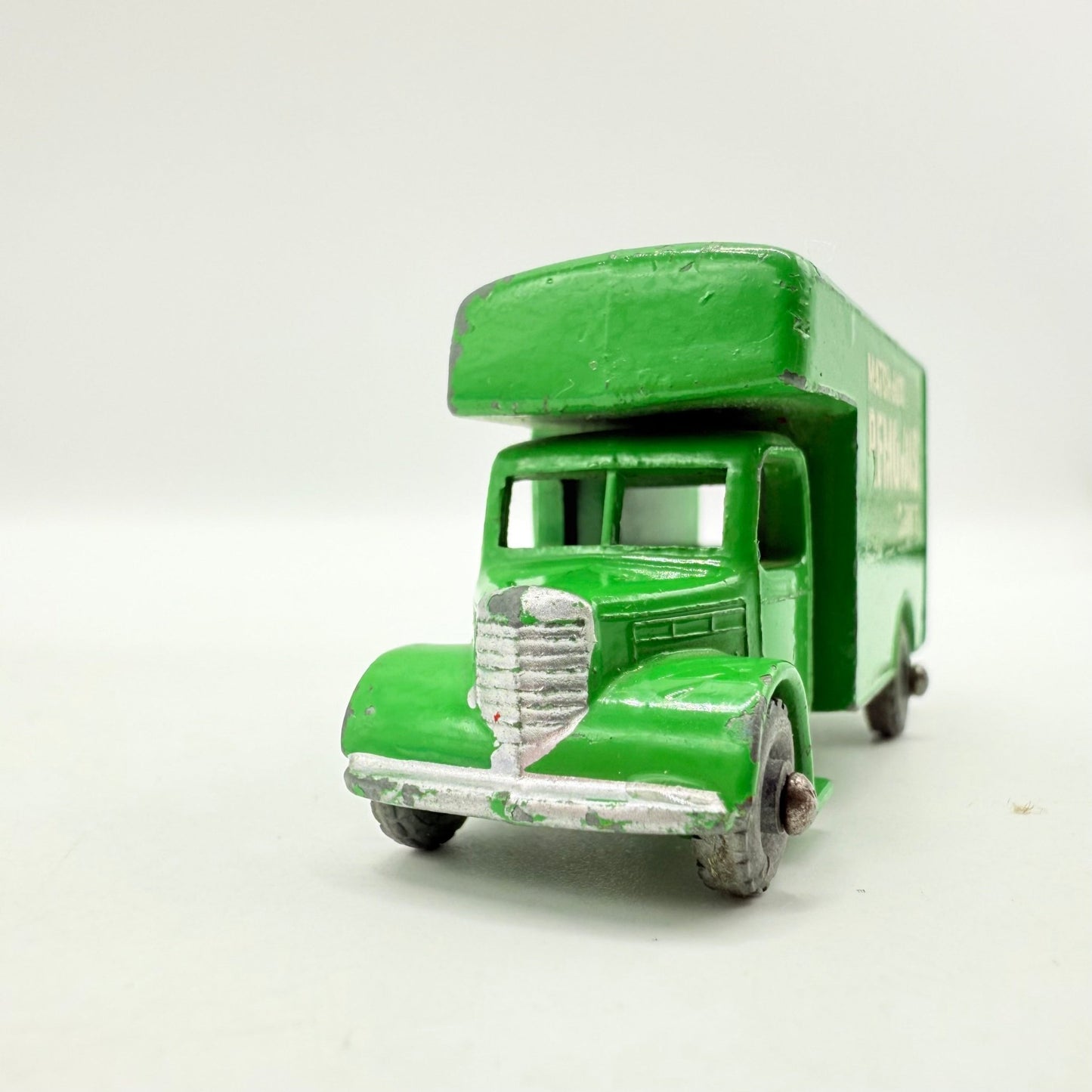 Matchbox Lesney 17a Bedford Removal Van In Green MW - Magic Matchbox