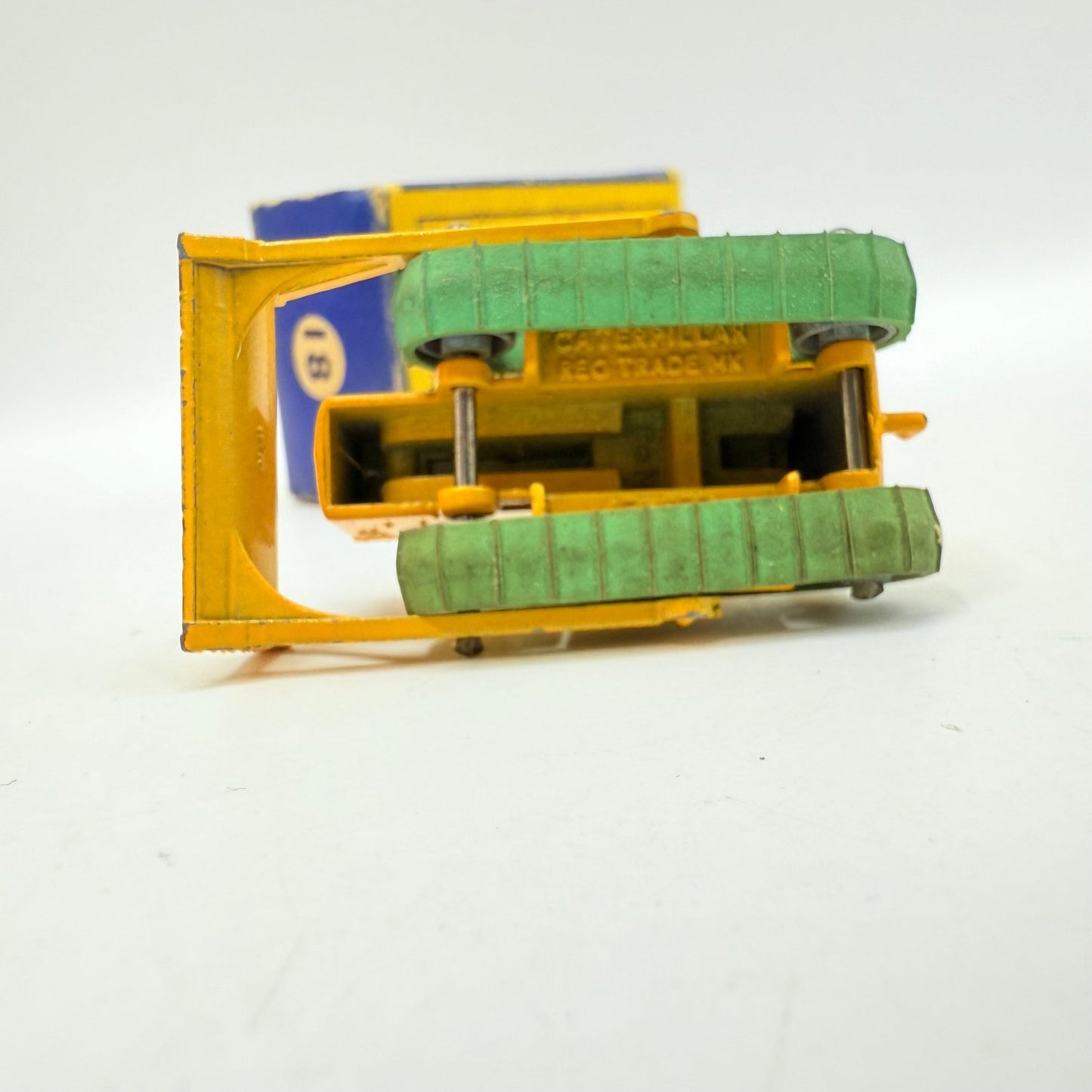 Matchbox Lesney 18b Caterpillar Bulldozer MW - Magic Matchbox