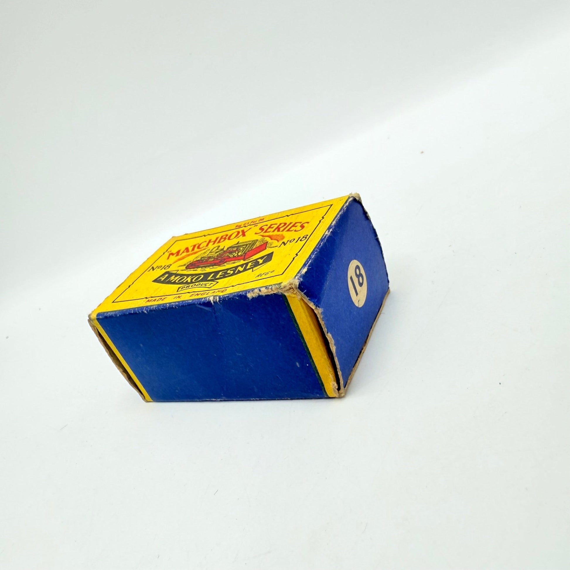 Matchbox Lesney 18b Caterpillar Bulldozer MW - Magic Matchbox