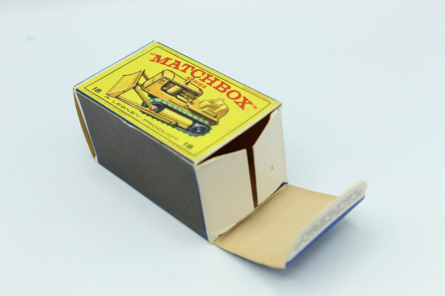 Matchbox Lesney 18d Caterpillar D8 Bulldozer Black Rollers Black Rollers - Magic Matchbox