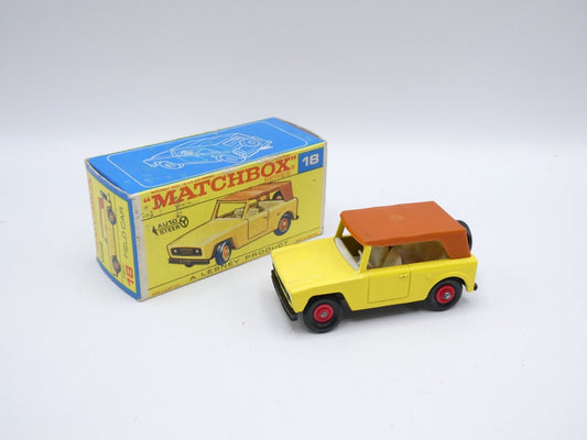 Matchbox Lesney 18e Field Car Red Hubs - Magic Matchbox