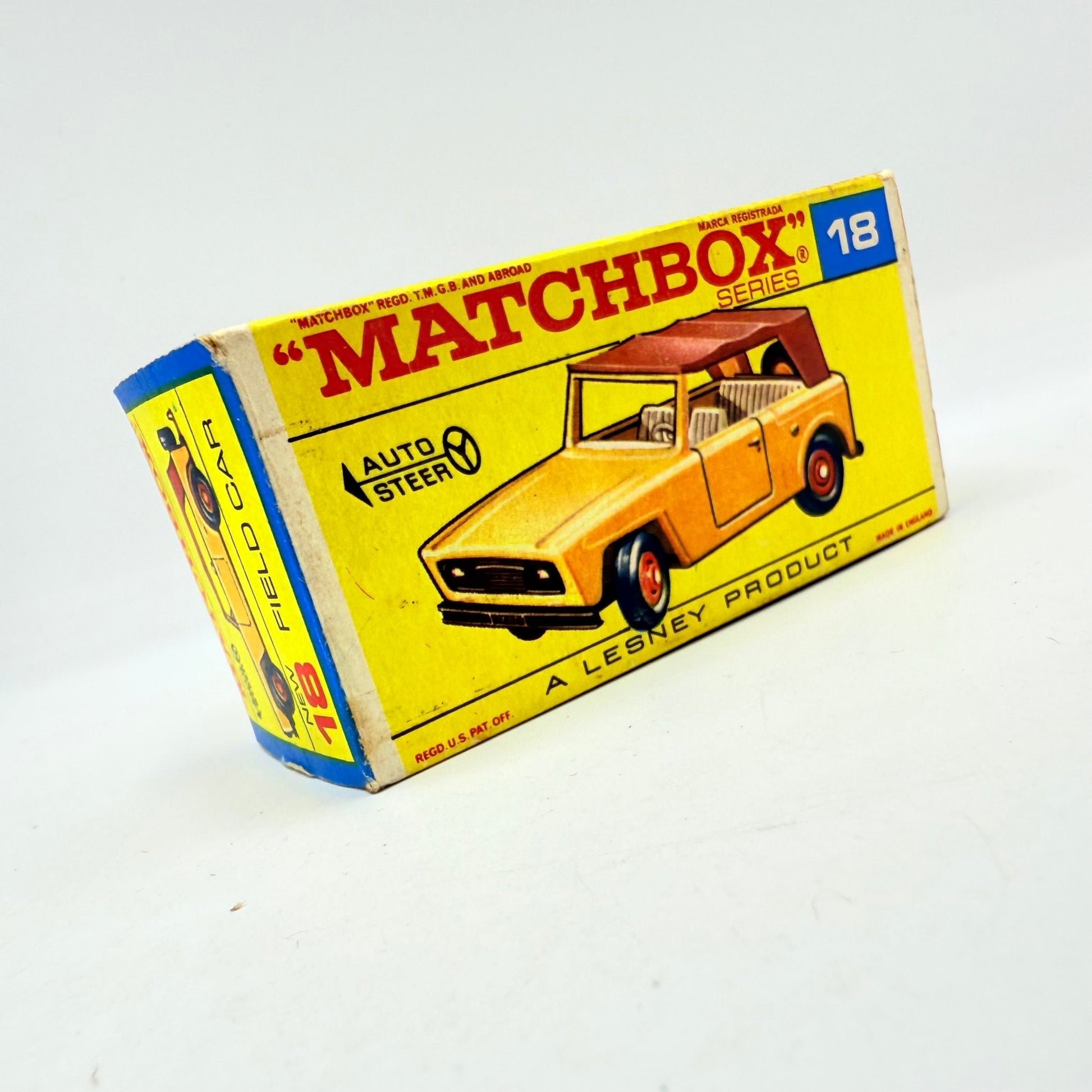 Matchbox Lesney 18e Field Car Red Hubs - Black grill & base - Magic Matchbox