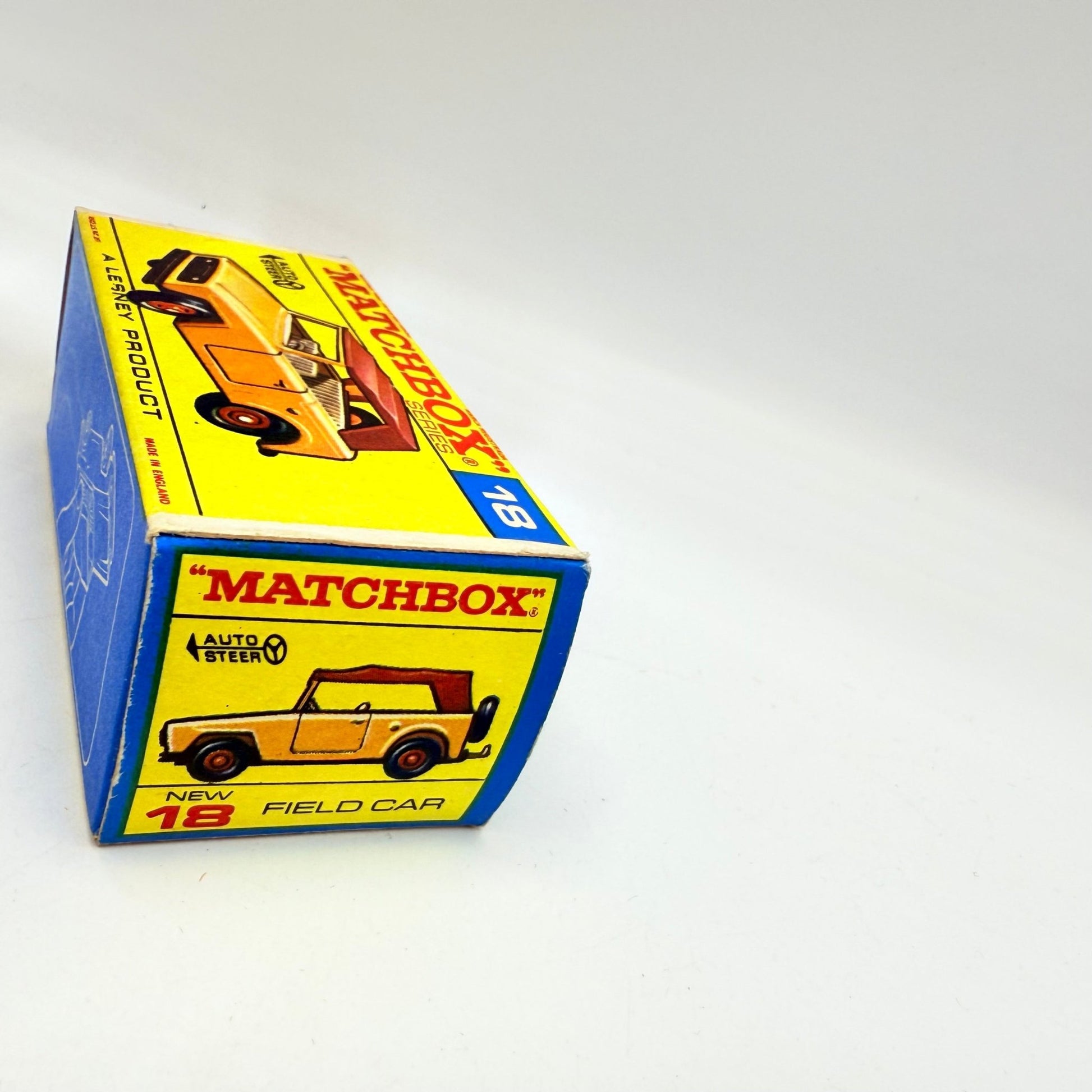 Matchbox Lesney 18e Field Car Red Hubs - Unpainted base - Magic Matchbox