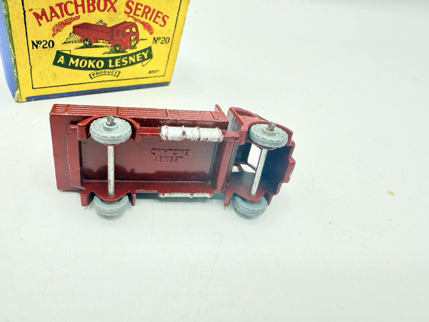 Matchbox Lesney 20a ERF Stake Truck MW Damaged Box - Magic Matchbox