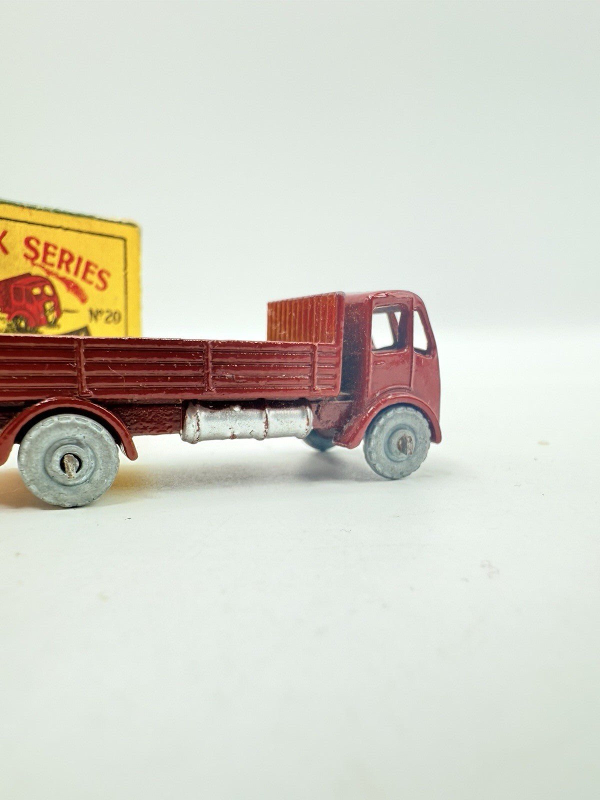 Matchbox Lesney 20a ERF Stake Truck MW Damaged Box - Magic Matchbox