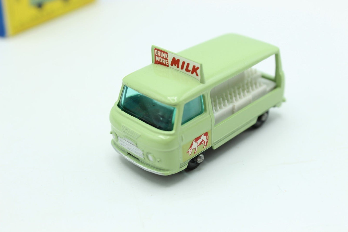 Matchbox Lesney 21c Commer Milk Float BPW Near Mint & Boxed - Magic Matchbox