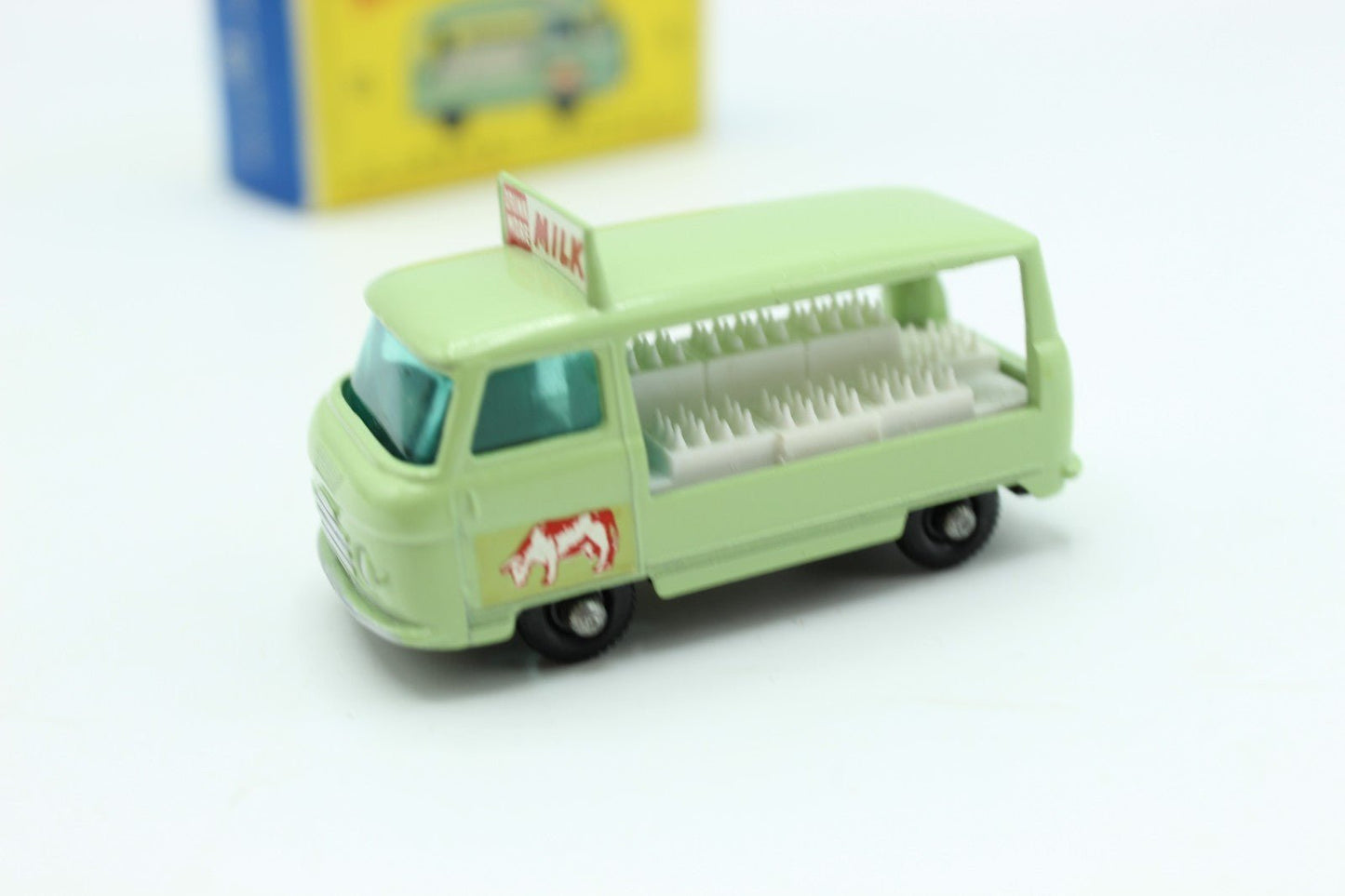 Matchbox Lesney 21c Commer Milk Float BPW Near Mint & Boxed - Magic Matchbox