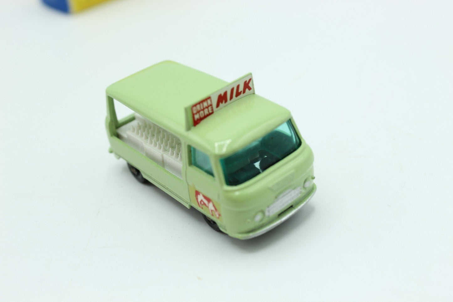 Matchbox Lesney 21c Commer Milk Float BPW Near Mint & Boxed - Magic Matchbox