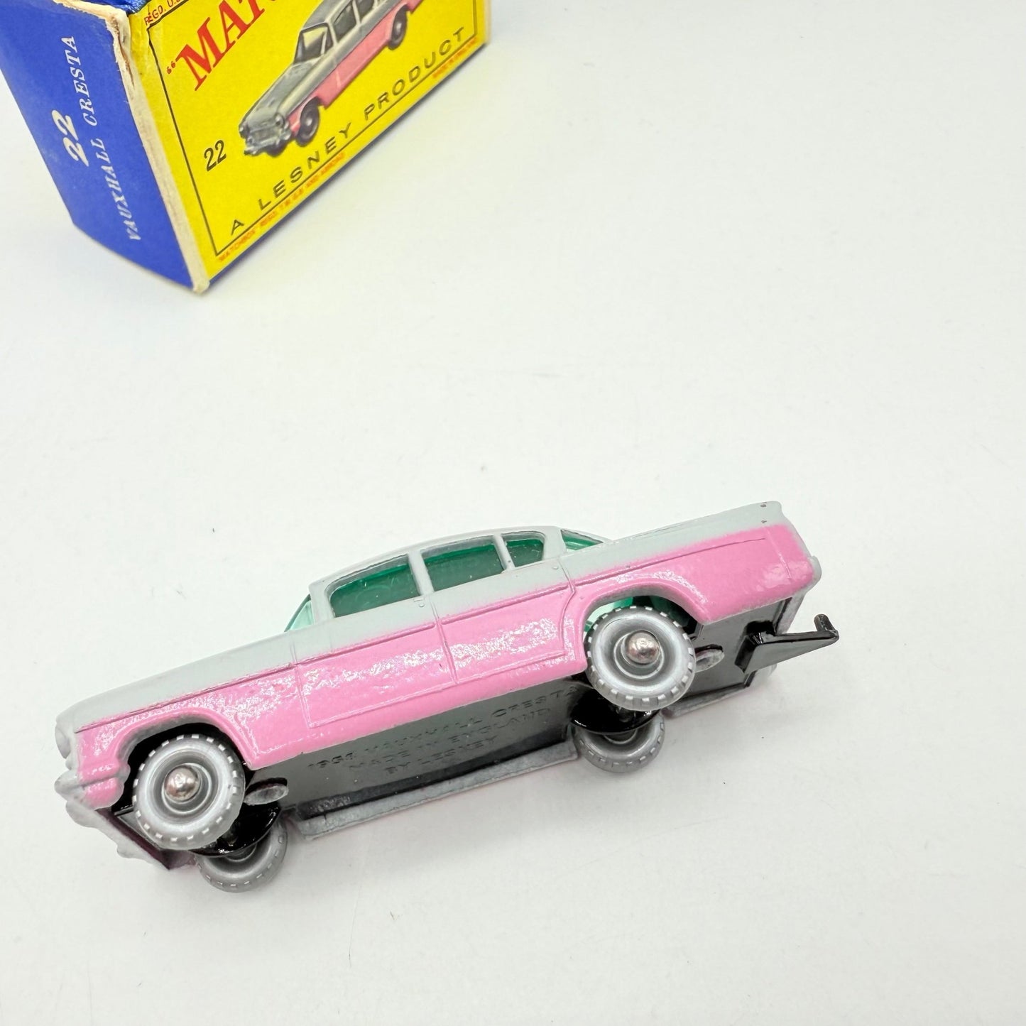 Matchbox Lesney 22b Vauxhall Cresta PA - Grey & Pink - Magic Matchbox