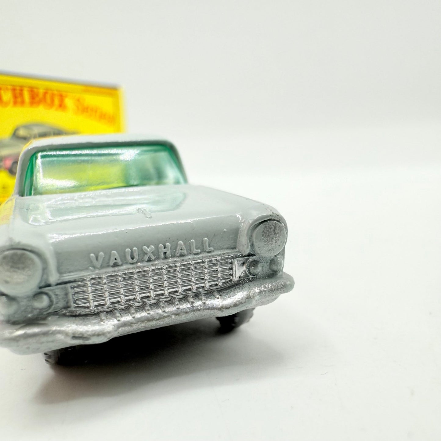 Matchbox Lesney 22b Vauxhall Cresta PA - Grey & Pink - Magic Matchbox