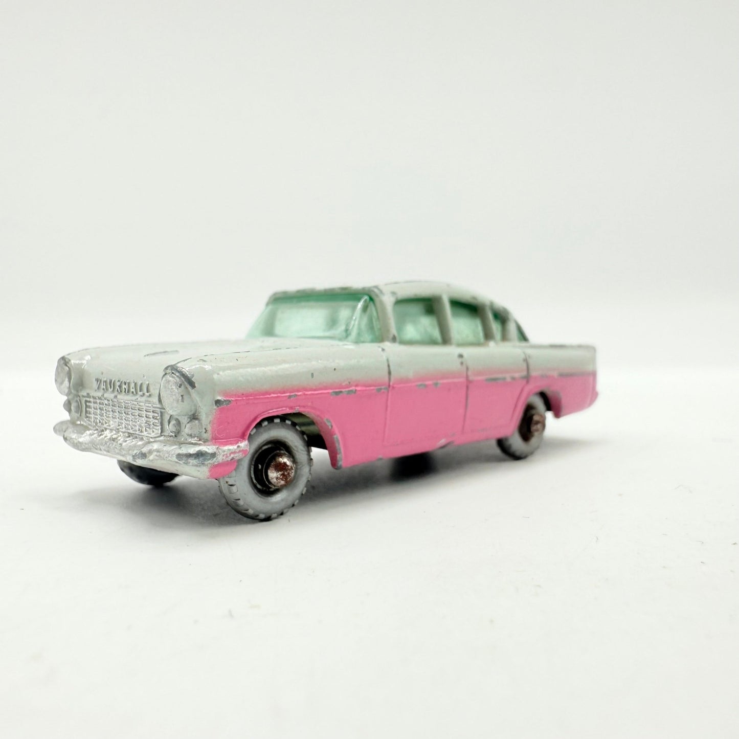 Matchbox Lesney 22b Vauxhall Cresta PA UB SPW - Magic Matchbox