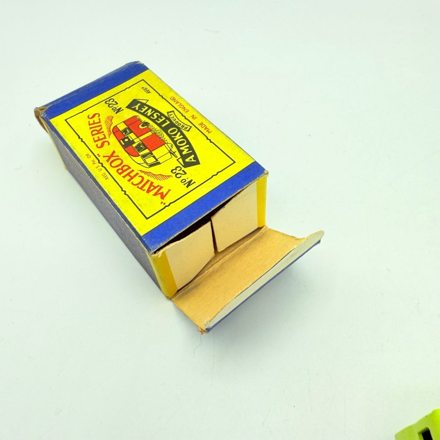 Matchbox Lesney 23b Berkeley Cavalier Caravan GPW - Magic Matchbox