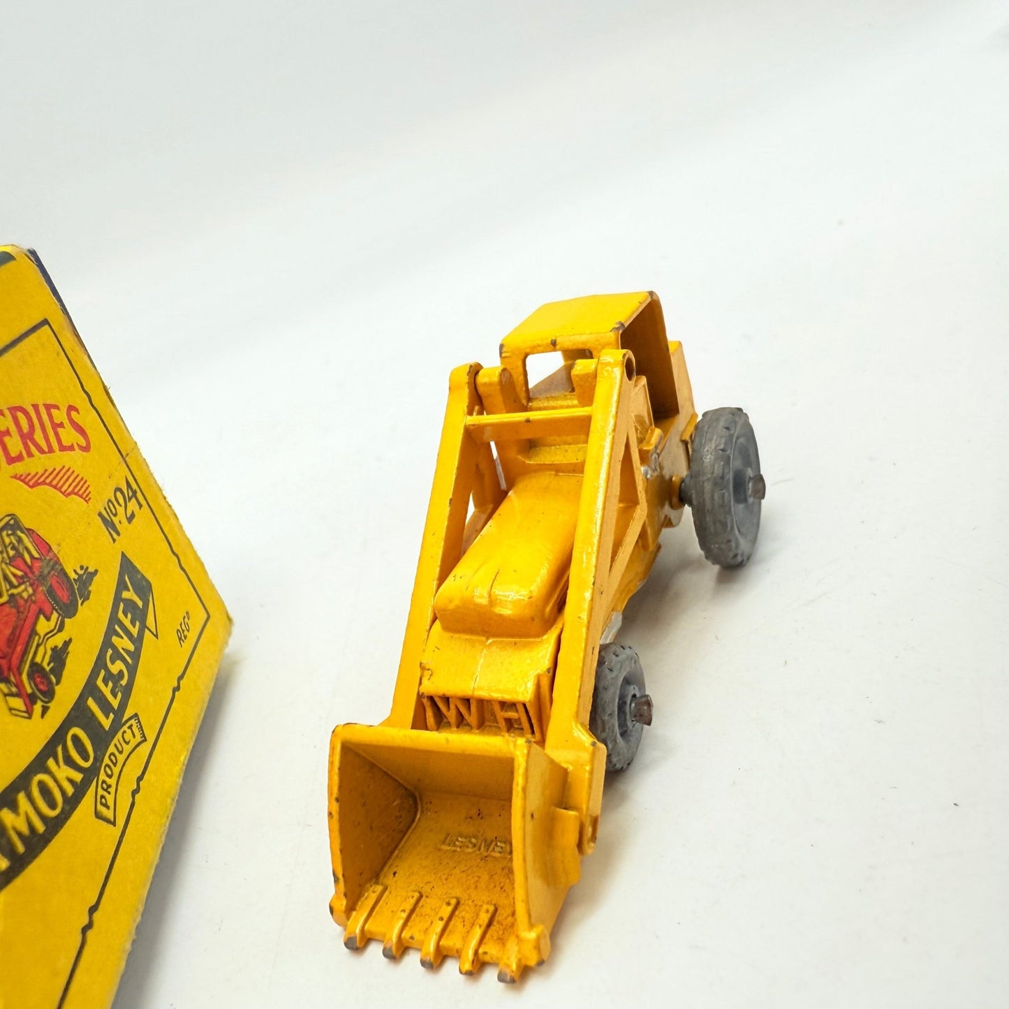 Matchbox Lesney 24a Weatherill Hydraulic Excavator - Magic Matchbox