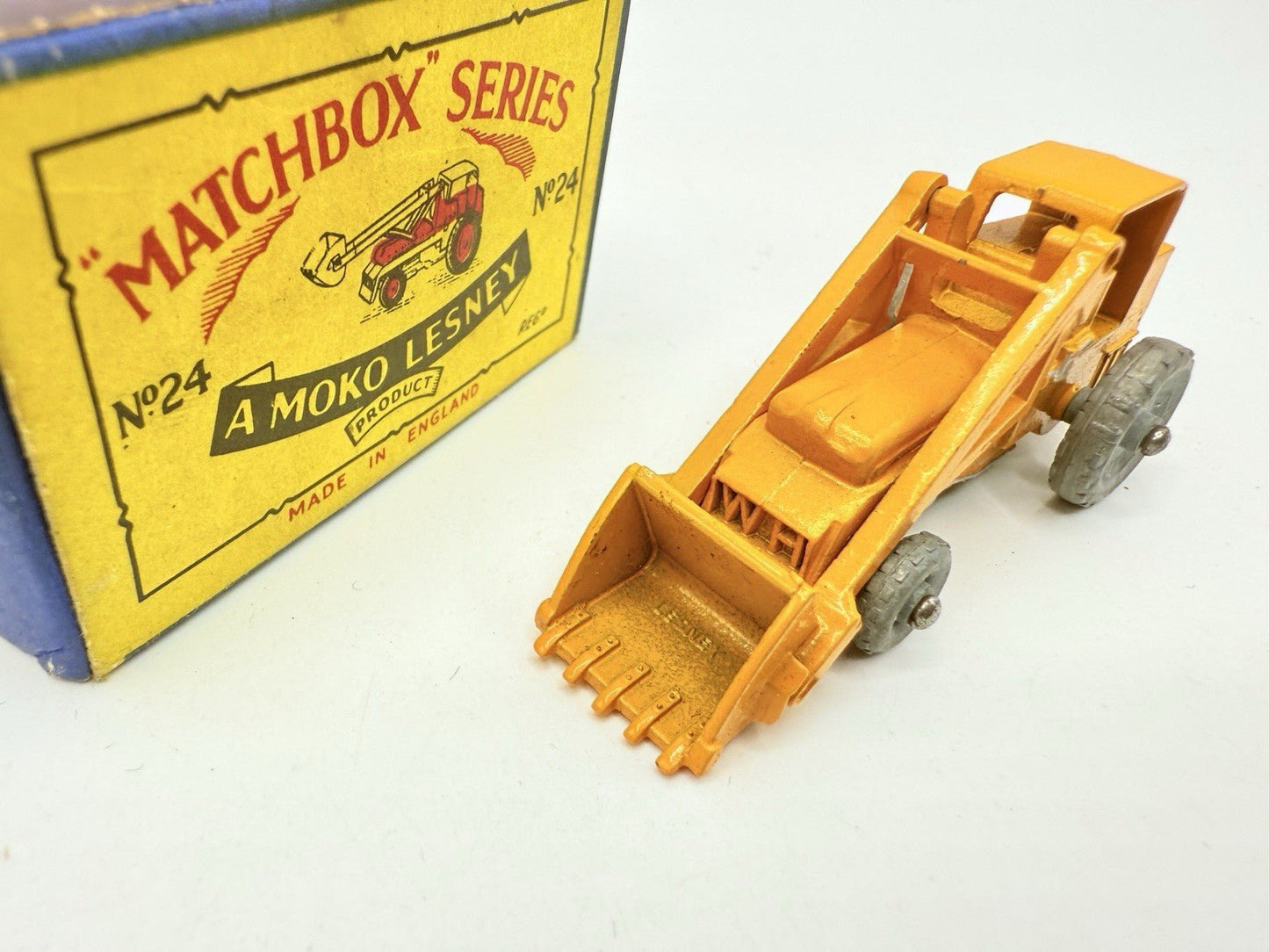 Matchbox Lesney 24a Weatherill Hydraulic Excavator - Magic Matchbox