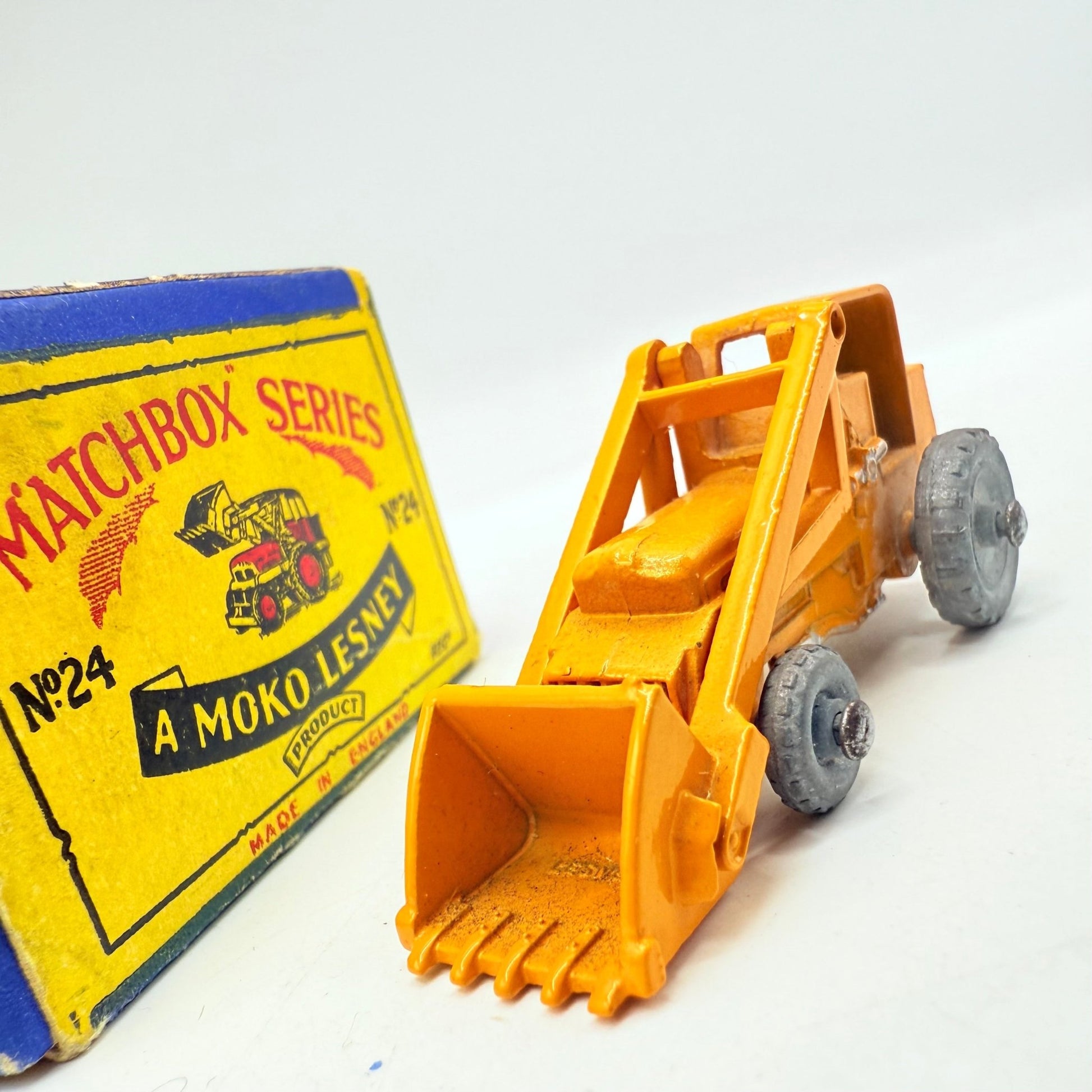 Matchbox Lesney 24a Weatherill Hydraulic Excavator MW - Magic Matchbox