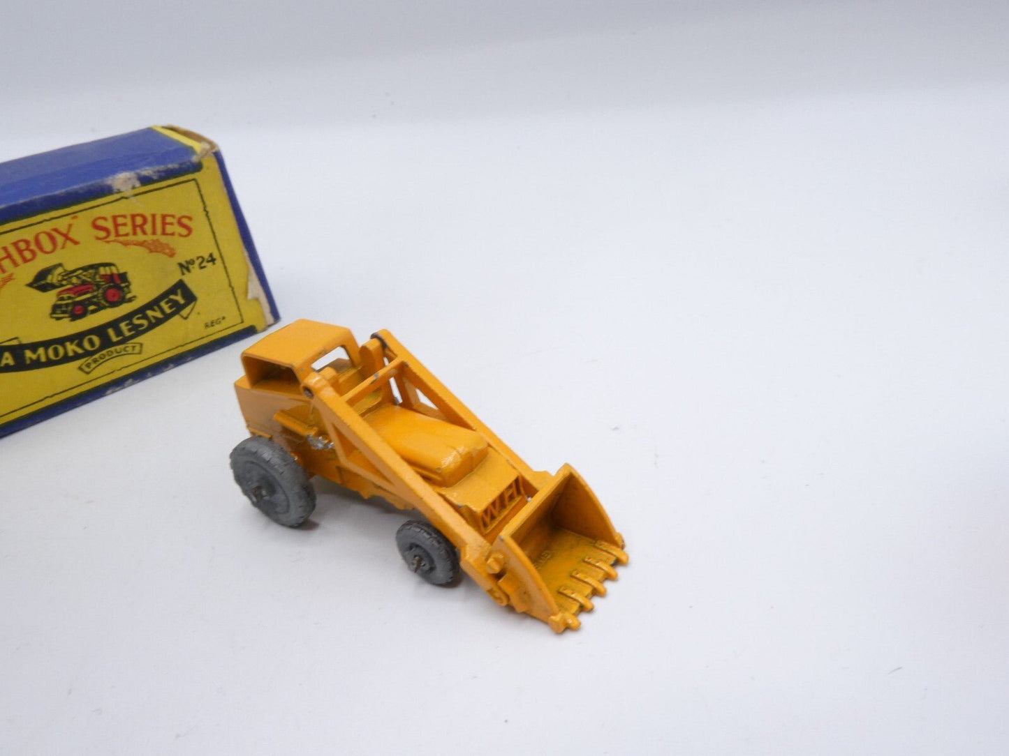 Matchbox Lesney 24a Weatherill Hydraulic Excavator MW - Magic Matchbox