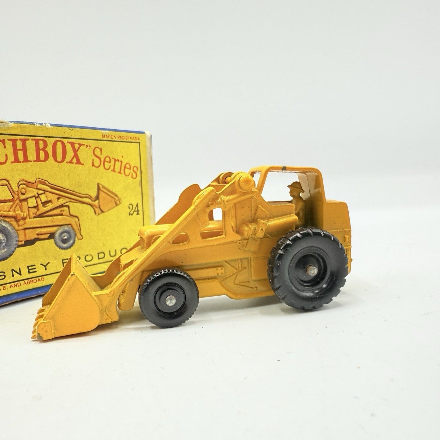Matchbox Lesney 24b Weatherill Hydraulic Excavator BPW - Magic Matchbox