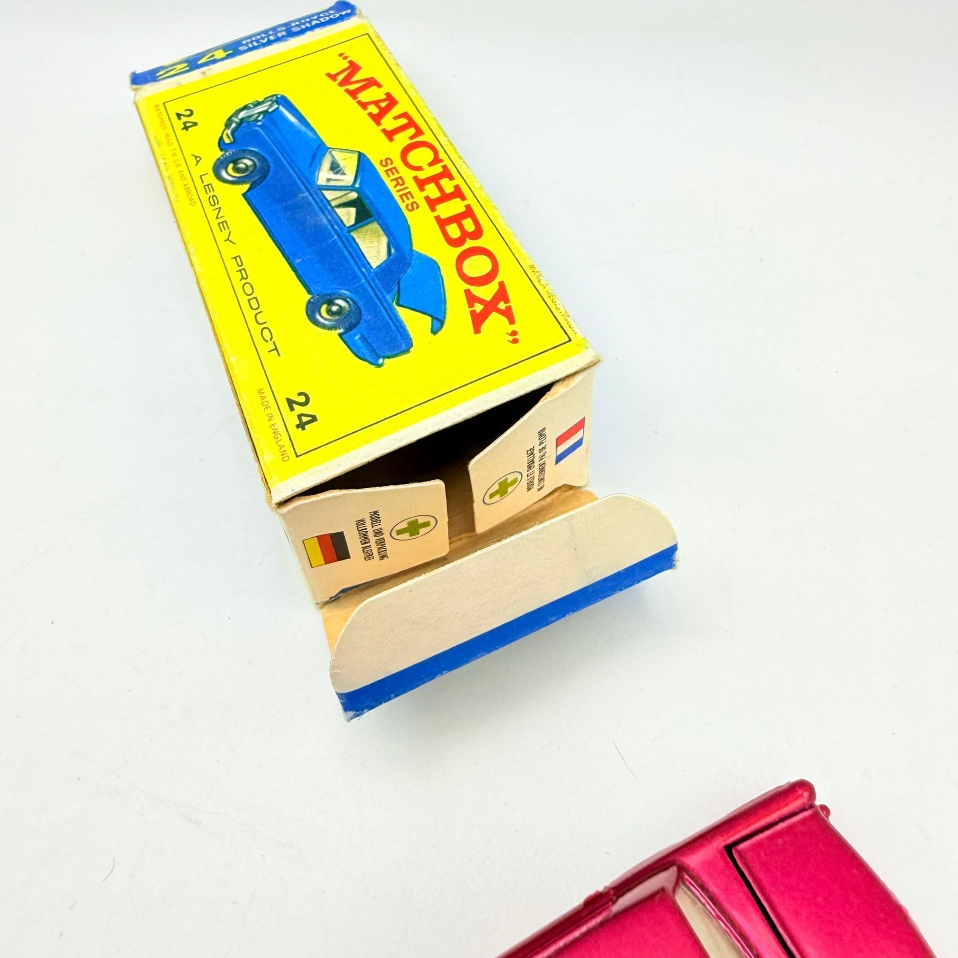 Matchbox Lesney 24c Rolls Royce Silver Shadow - Magic Matchbox