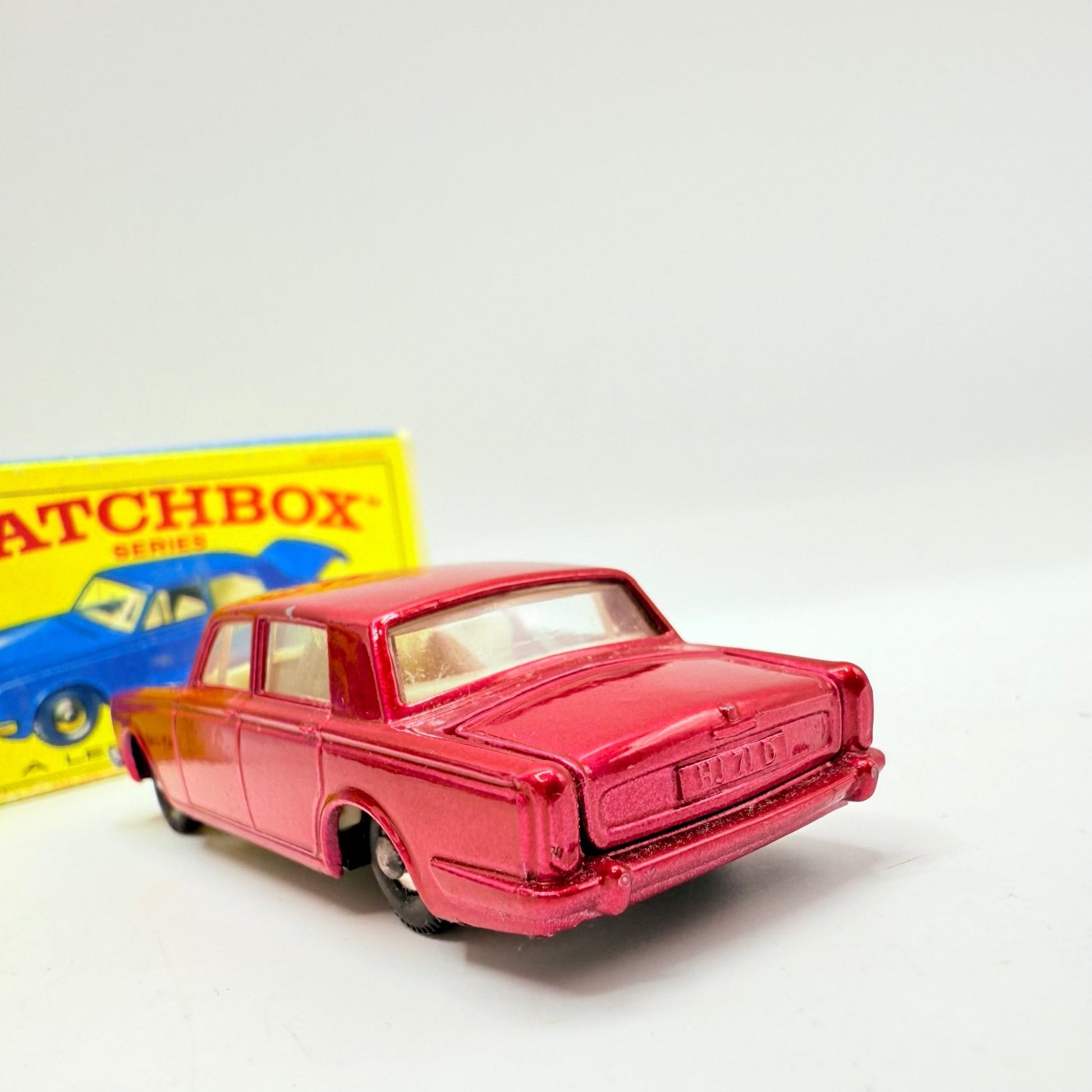 Matchbox Lesney 24c Rolls Royce Silver Shadow - Magic Matchbox