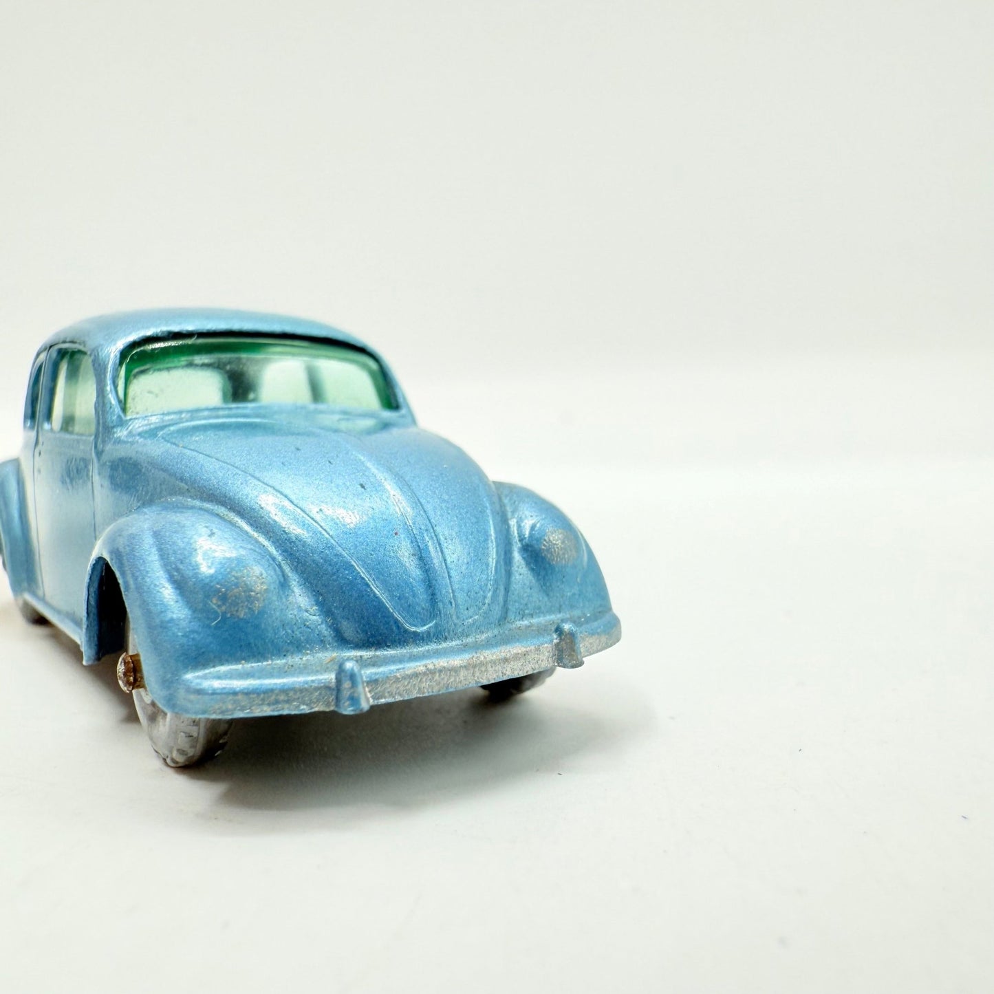 Matchbox Lesney 25b Volkswagen 1200 Sedan Beetle SPW - Magic Matchbox