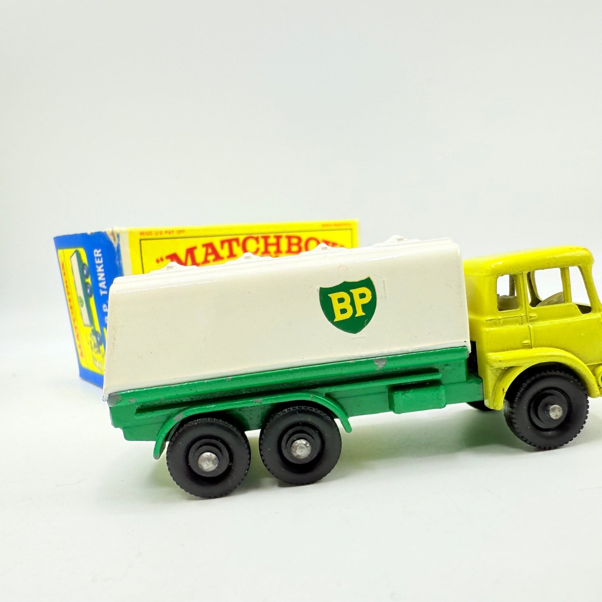 Matchbox Lesney 25c BP Tanker - Magic Matchbox