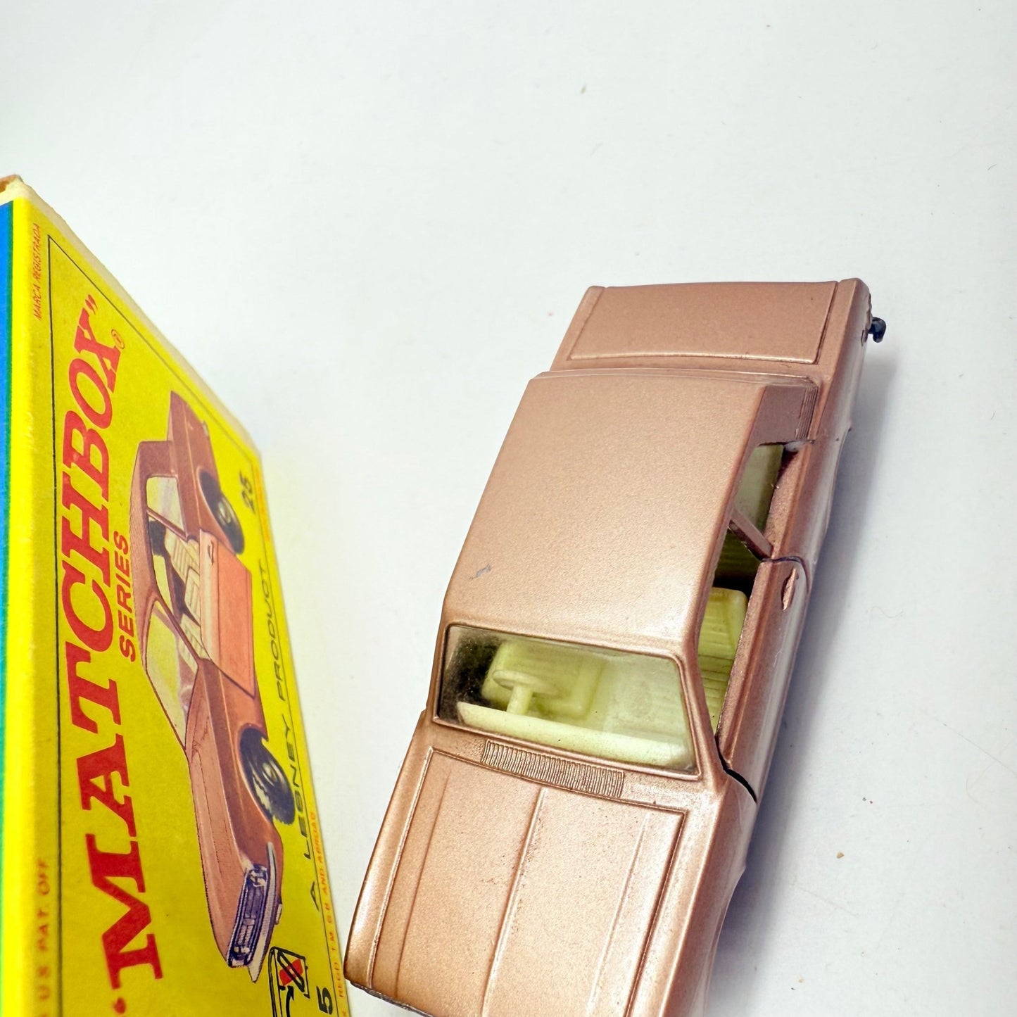 Matchbox Lesney 25d Ford Cortina MK II - Magic Matchbox