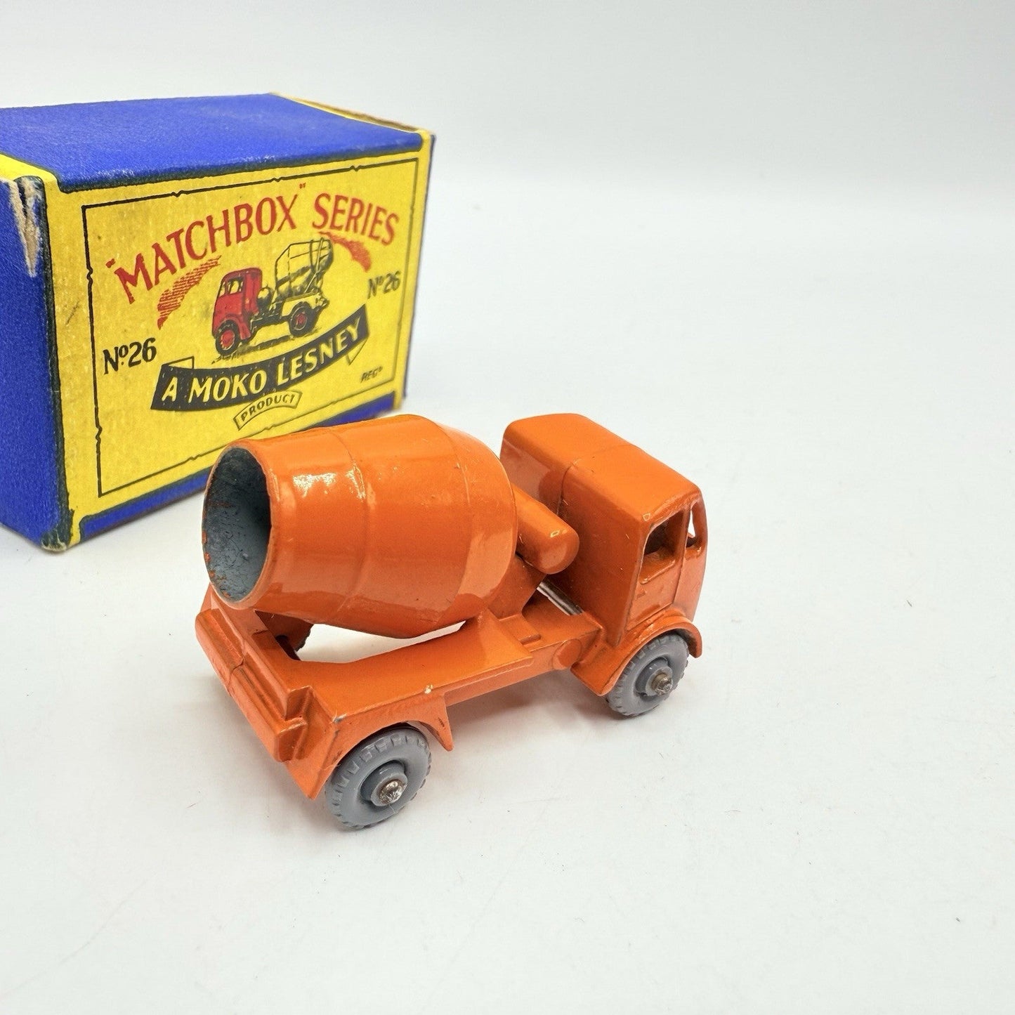Matchbox Lesney 26a ERF Cement Mixer GPW - Magic Matchbox
