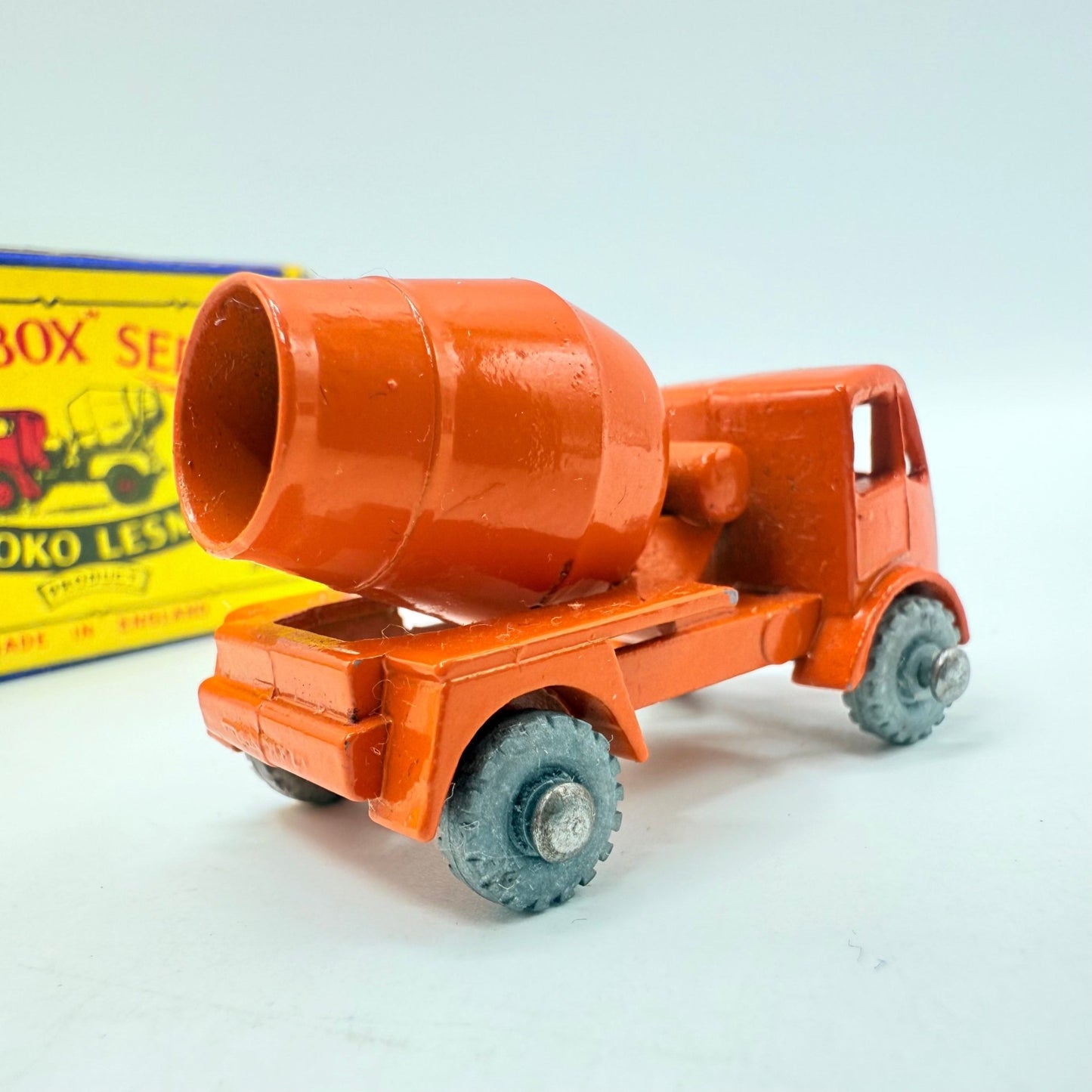 Matchbox Lesney 26a ERF Cement Mixer MW - Magic Matchbox