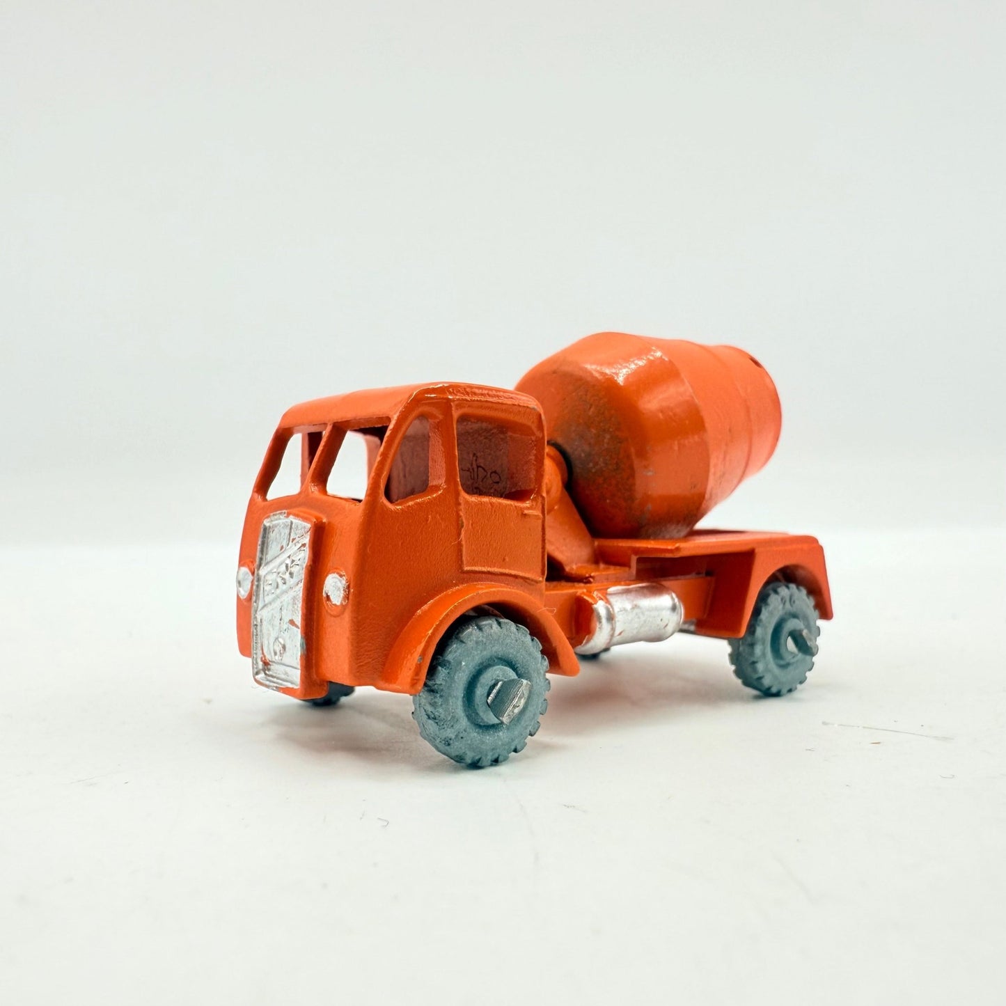 Matchbox Lesney 26a ERF Cement Mixer MW - Magic Matchbox