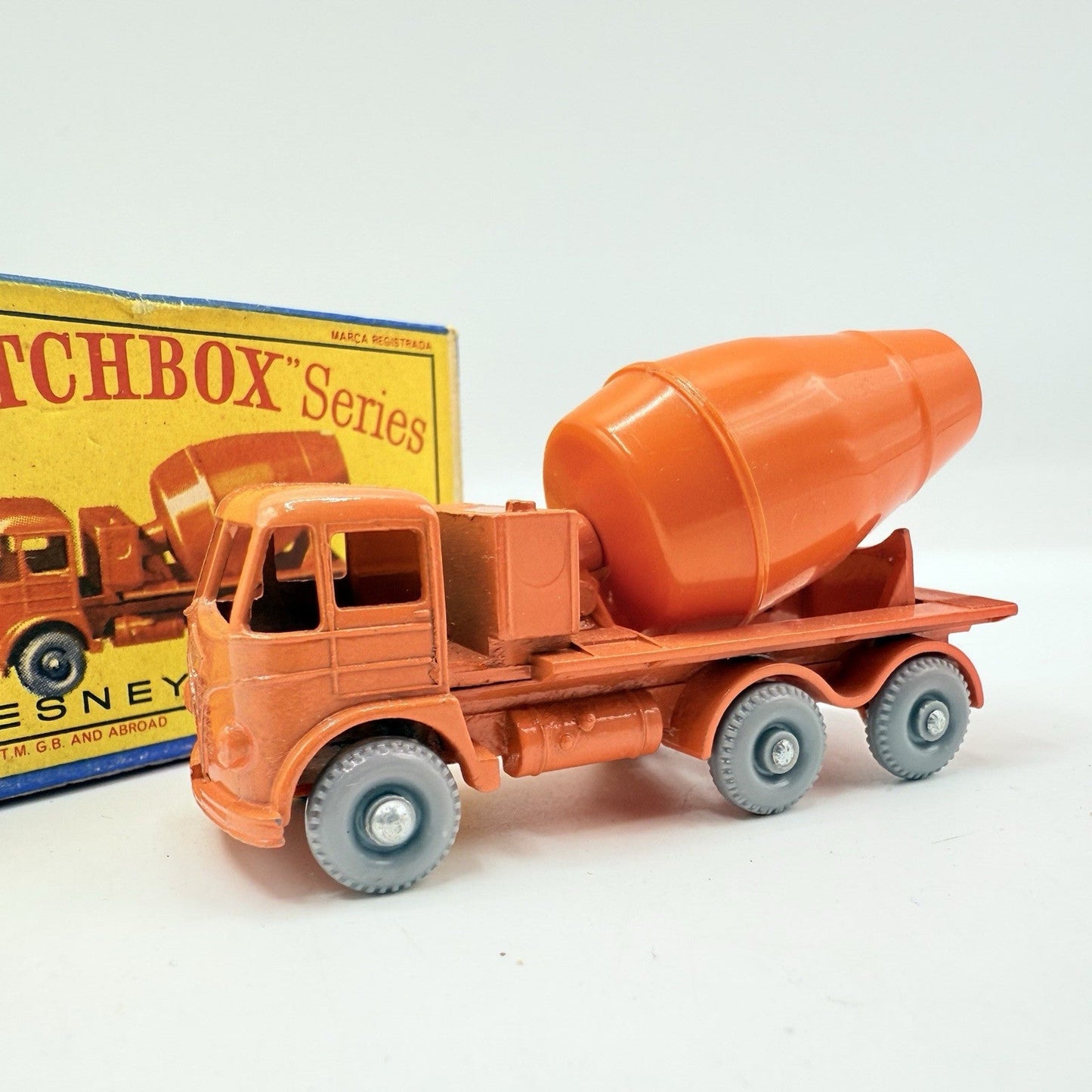 Matchbox Lesney 26b Foden Cement Mixer GPW - Magic Matchbox