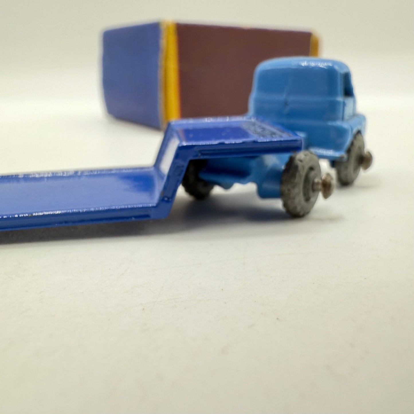 Matchbox Lesney 27a Bedford Articulated Low Loader SC1 BLUE - Magic Matchbox