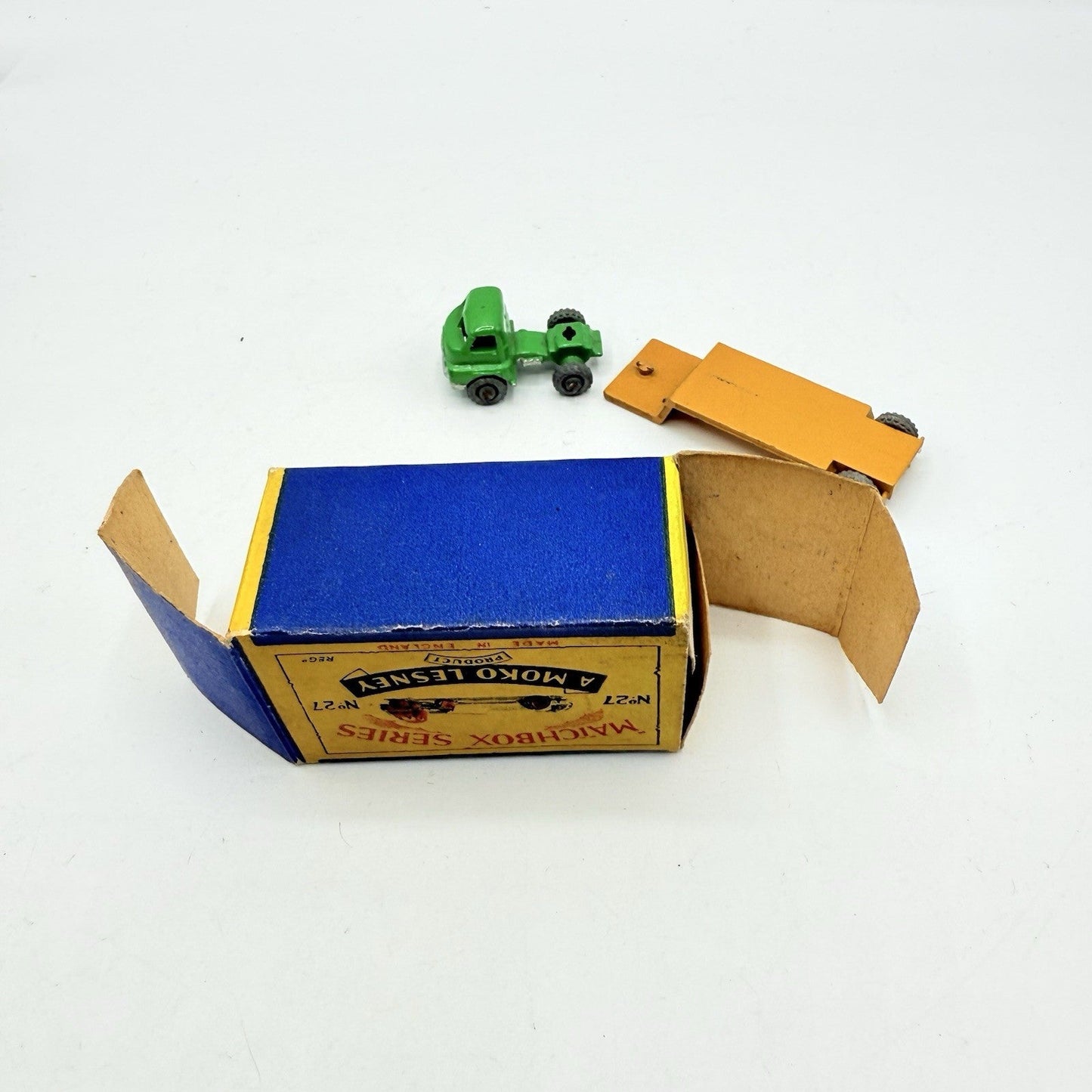Matchbox Lesney 27a Bedford Low Loader MW - Magic Matchbox