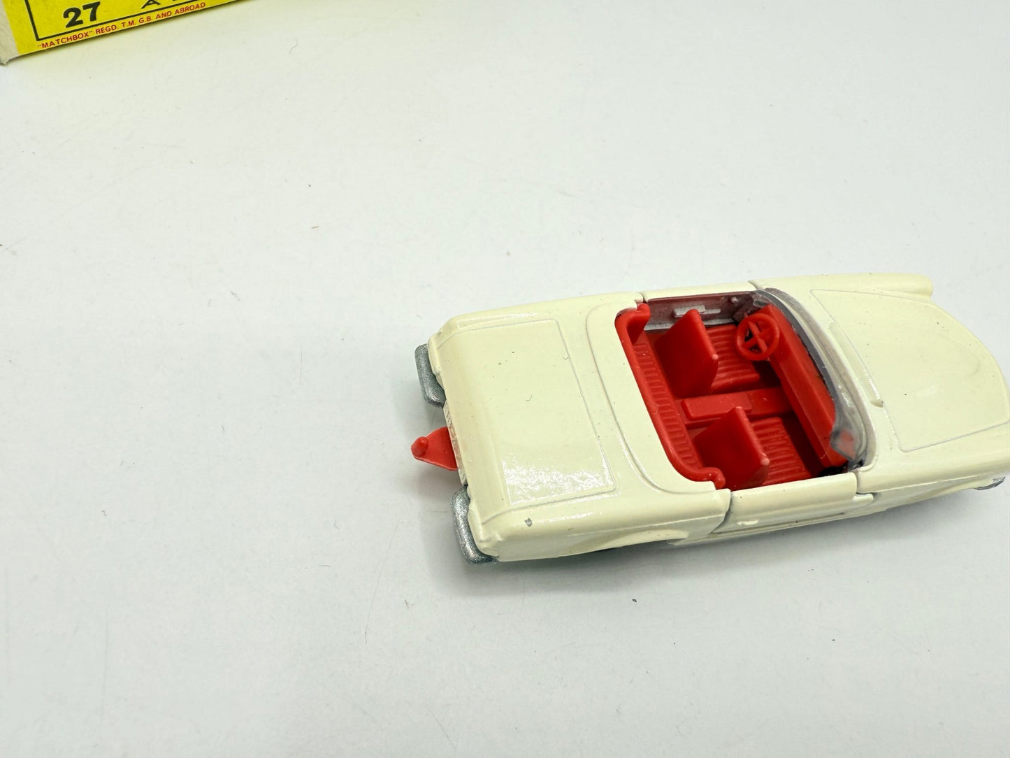 Matchbox Lesney 27d Mercedes - Benz 230SL - Magic Matchbox