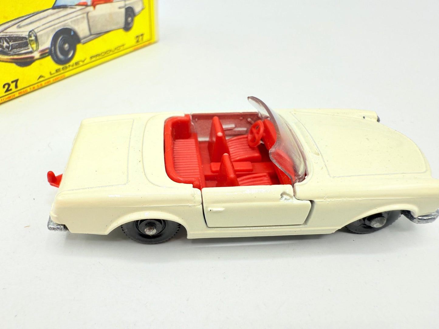 Matchbox Lesney 27d Mercedes - Benz 230SL - Magic Matchbox