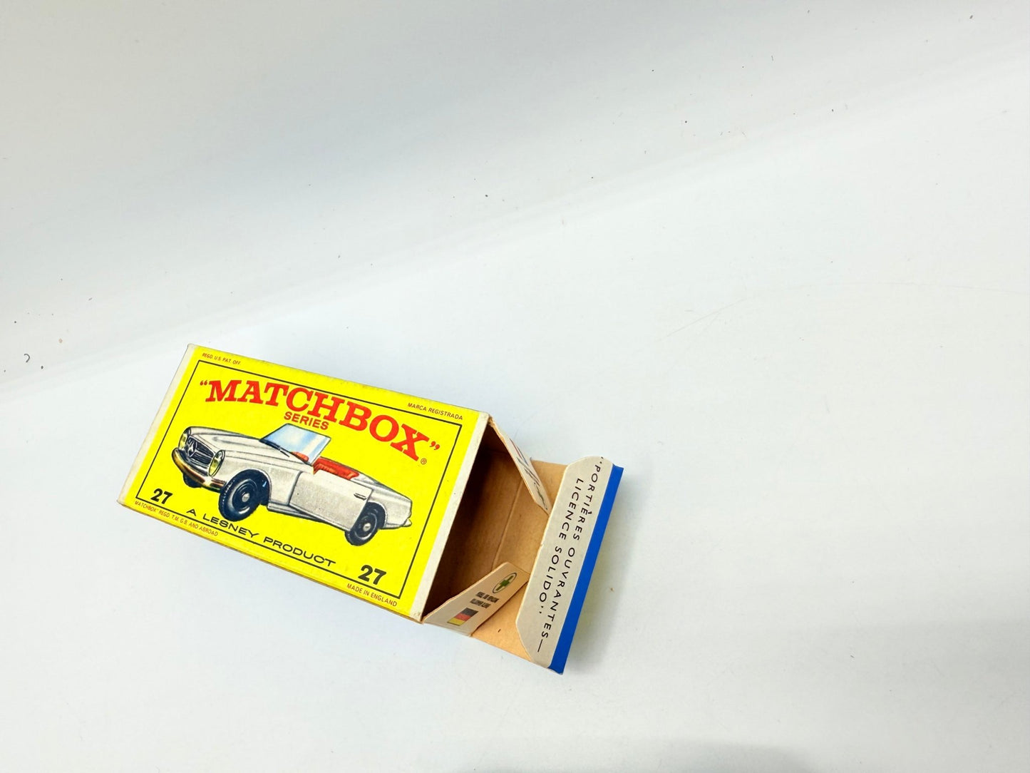Matchbox Lesney 27d Mercedes - Benz 230SL - Magic Matchbox